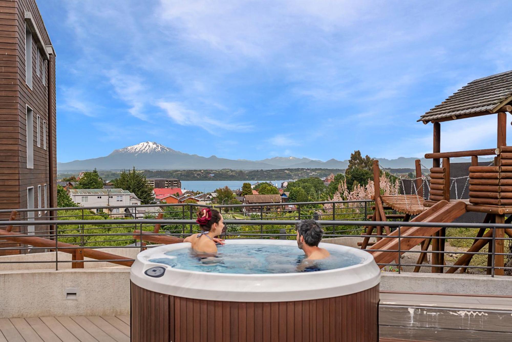 Exquisito Depa Con La Mejor Vista Al Lago Y Tinaja 푸에르토바라스 외부 사진